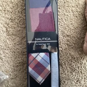 Nautica Tie Pocket Square socks NWT
